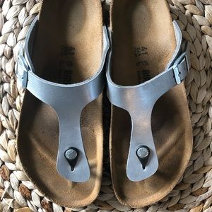 BIRKENSTOCK - Gizeh silver sandals
